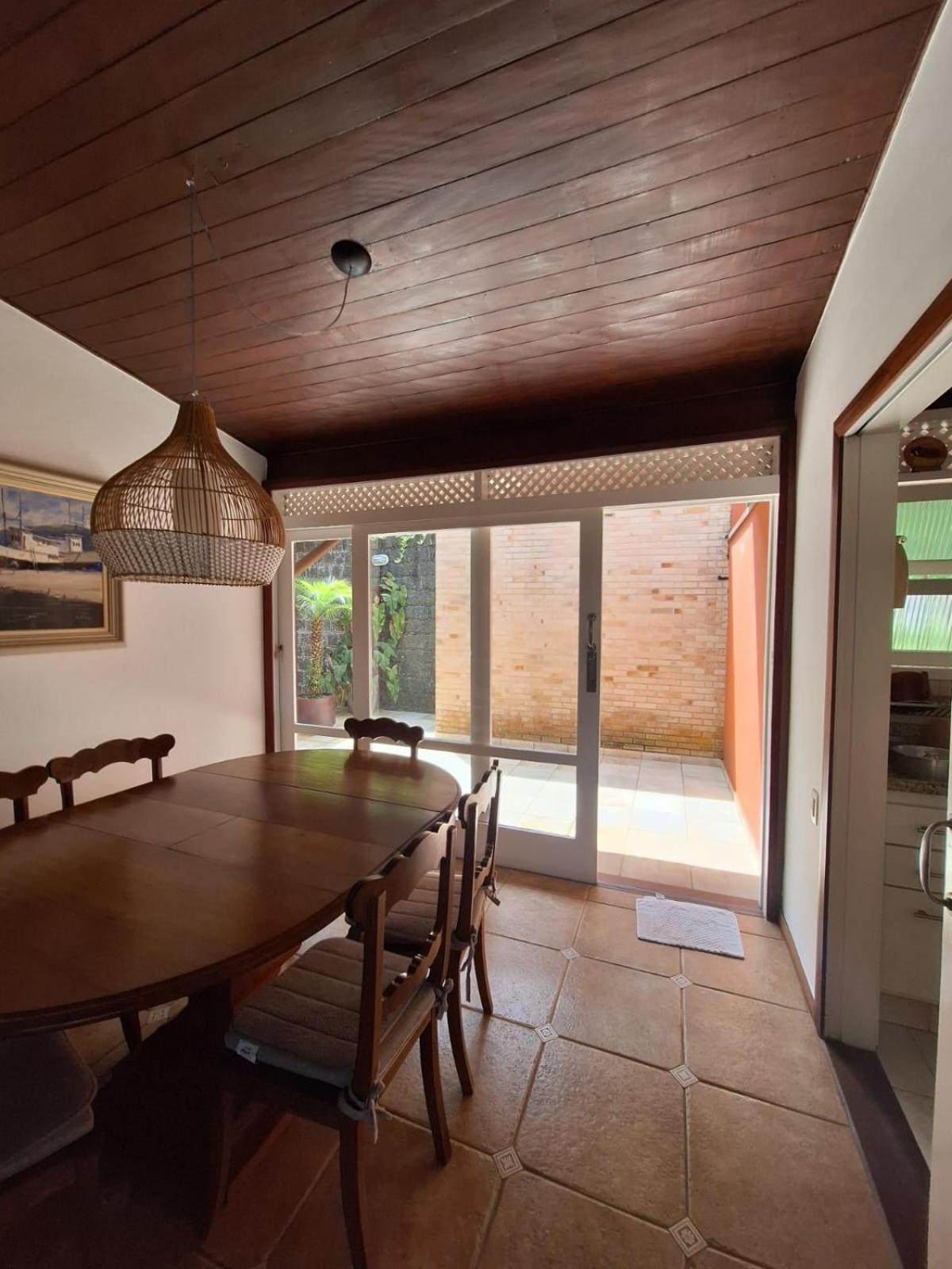 Casa Na Vermelha Do Centro Em * Ubatuba