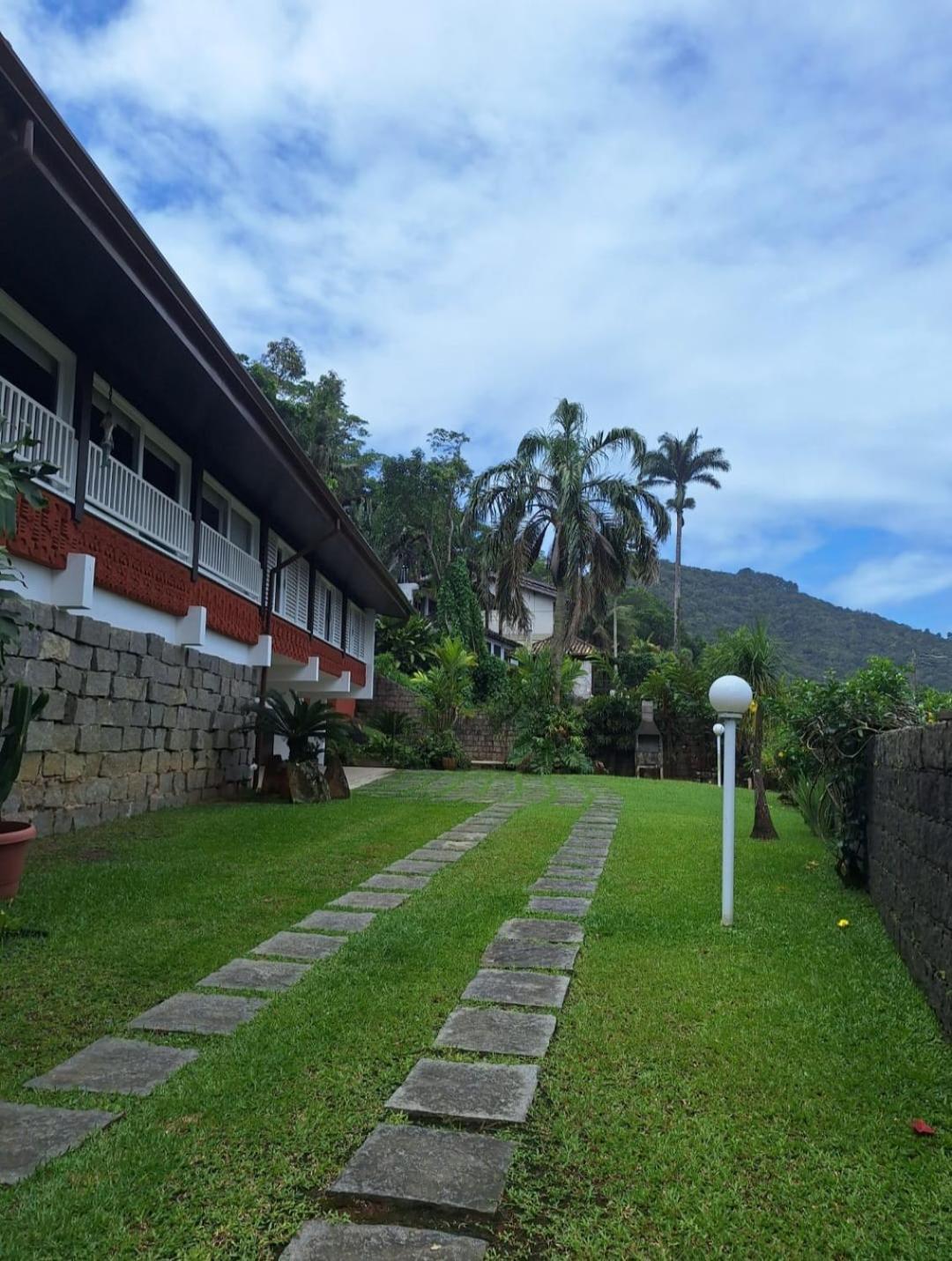 Casa Na Vermelha Do Centro Em Ubatuba